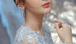 最新爆料顶流女星有哪些,揭秘最新爆料中的顶流女星阵容